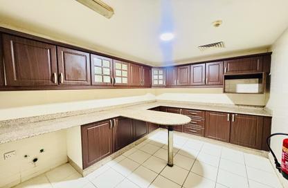 Apartment - 5 Bedrooms - 6 Bathrooms for rent in Old Airport Road - Old Airport Road - Doha