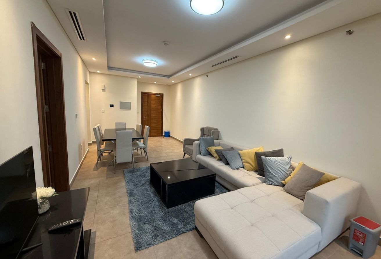 Fully Furnished 1BR apartment| Bills Included | thumbnail 2