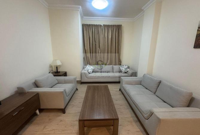 54007007 - Property Image 2