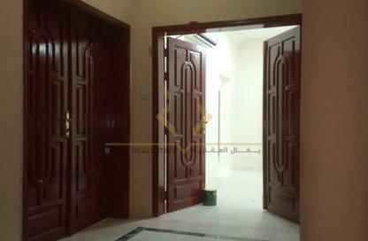 Apartment - 2 Bedrooms - 1 Bathroom for rent in Al Dafna - Al Dafna - Doha