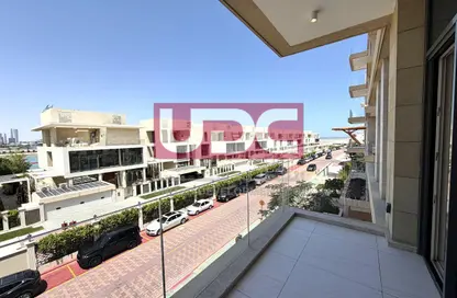 Apartment - 2 Bedrooms - 4 Bathrooms for sale in Crystal Residence - Gewan Island - The Pearl Island - Doha
