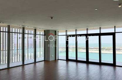 Apartment - 3 Bedrooms - 5 Bathrooms for sale in Seef Lusail Tower 1 - Seef Lusail - Lusail City - Lusail