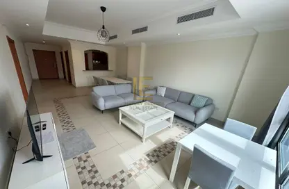 Apartment - 1 Bedroom - 2 Bathrooms for rent in West Porto Drive - Porto Arabia - The Pearl Island - Doha