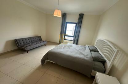 Apartment - 1 Bedroom - 2 Bathrooms for rent in West Porto Drive - Porto Arabia - The Pearl Island - Doha