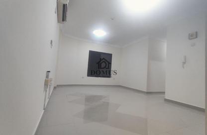 Apartment - 3 Bedrooms - 2 Bathrooms for rent in Anas Street - Fereej Bin Mahmoud North - Fereej Bin Mahmoud - Doha Apartment - 3 Bedrooms - 2 Bathrooms for rent in Anas Street - Fereej Bin Mahmoud North - Fereej Bin Mahmoud - Doha