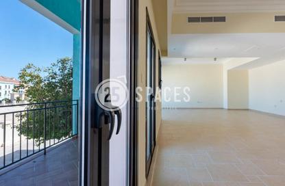 Townhouse - 2 Bedrooms - 3 Bathrooms for sale in Venezia - Qanat Quartier - The Pearl Island - Doha Townhouse - 2 Bedrooms - 3 Bathrooms for sale in Venezia - Qanat Quartier - The Pearl Island - Doha