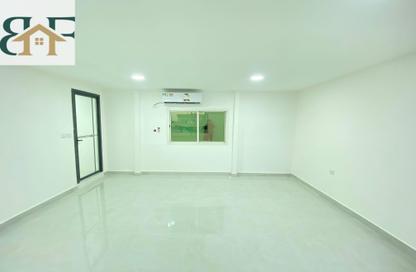 Apartment - Studio - 1 Bathroom for rent in Al Sadd - Doha