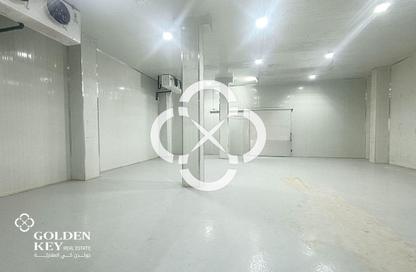 Warehouse - Studio for sale in Industrial Area 5 - Industrial Area - Industrial Area - Doha