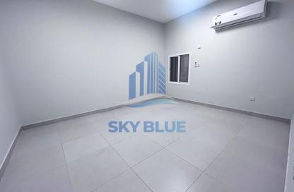 Apartment - 2 Bedrooms - 1 Bathroom for rent in Old Al Ghanim - Al Ghanim - Doha