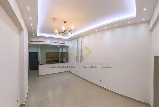 52500119 - Property Image 2