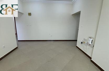 شقة - 3 غرف نوم - 3 حمامات للايجار في منتزه 7 - المنتزه - الدوحة
