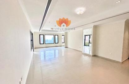 Apartment - 1 Bedroom - 2 Bathrooms for rent in West Porto Drive - Porto Arabia - The Pearl Island - Doha Apartment - 1 Bedroom - 2 Bathrooms for rent in West Porto Drive - Porto Arabia - The Pearl Island - Doha
