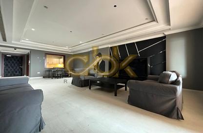 Apartment - 1 - 2 for sale in East Porto Drive - Porto Arabia - The Pearl Island - Doha
