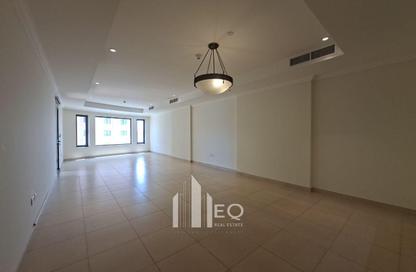 Apartment - 1 - 2 for rent in West Porto Drive - Porto Arabia - The Pearl Island - Doha Apartment - 1 - 2 for rent in West Porto Drive - Porto Arabia - The Pearl Island - Doha
