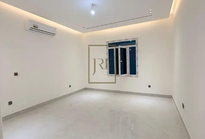 64090150 - Property Image 3