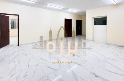 Apartment - 3 Bedrooms - 2 Bathrooms for rent in Muaither Area - Doha Apartment - 3 Bedrooms - 2 Bathrooms for rent in Muaither Area - Doha