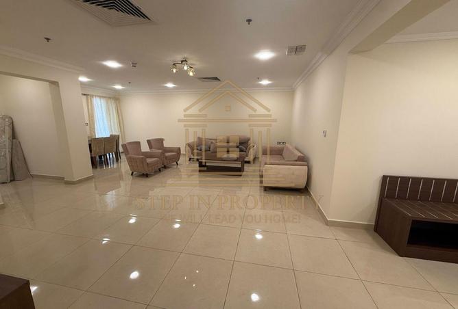 51906713 - Property Main Image