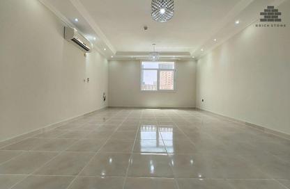 Apartment - 2 Bedrooms - 2 Bathrooms for rent in Al Jazeera Street - Fereej Bin Mahmoud North - Fereej Bin Mahmoud - Doha