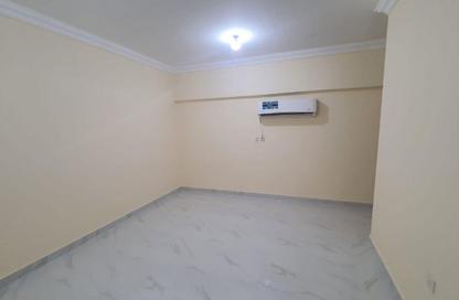 Apartment - 2 Bedrooms - 2 Bathrooms for rent in Al Muntazah Street - Al Muntazah - Doha Apartment - 2 Bedrooms - 2 Bathrooms for rent in Al Muntazah Street - Al Muntazah - Doha