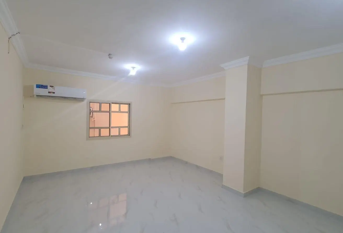 56365310 - Property Main Image