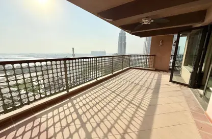 Apartment - 2 Bedrooms - 3 Bathrooms for rent in East Porto Drive - Porto Arabia - The Pearl Island - Doha