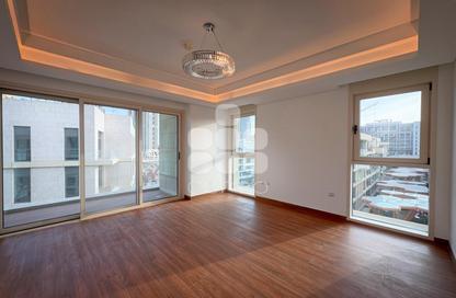 Duplex - 4 Bedrooms - 6 Bathrooms for rent in Crystal Residence - Gewan Island - The Pearl Island - Doha