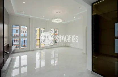 Apartment - 1 Bedroom - 2 Bathrooms for rent in Carnaval - Qanat Quartier - The Pearl Island - Doha