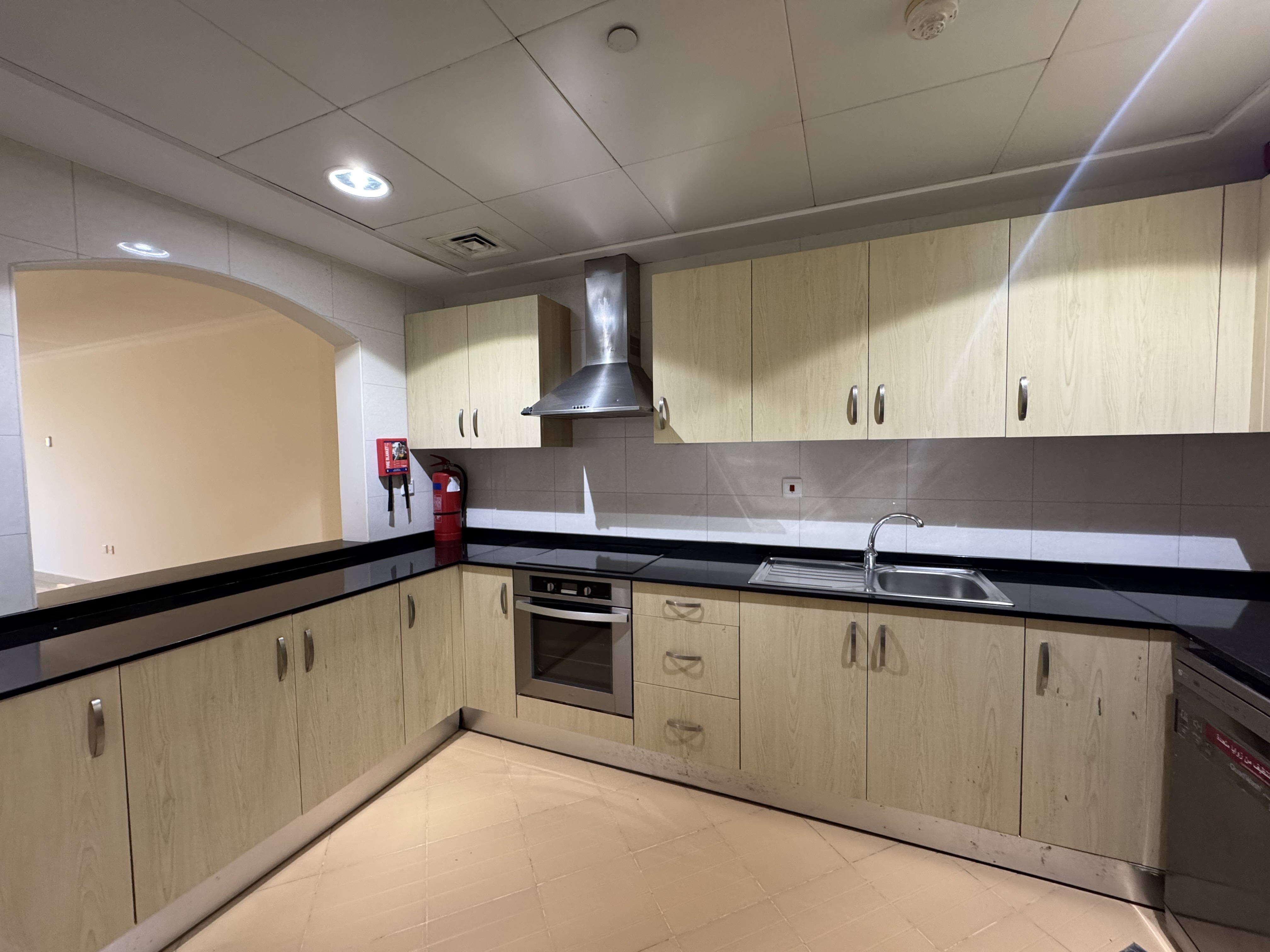 SPACIOUS 1+OFFICE SF NO BALCONY - apartment in Porto Arabia