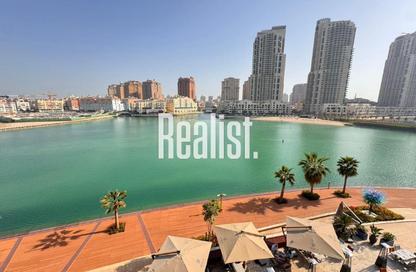 شقة - غرفة نوم - 2 حمامات للايجار في كريستال ريزيدنس - جزيرة جيوان - جزيرة اللؤلؤة - الدوحة