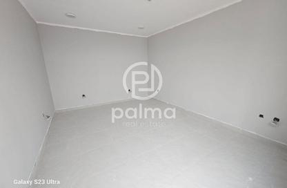 Warehouse - Studio - 5 Bathrooms for rent in East Industrial Street - Birkat Al Awamer - Al Wakra