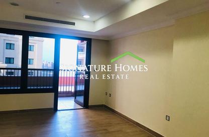 Apartment - 1 - 2 for rent in East Porto Drive - Porto Arabia - The Pearl Island - Doha Apartment - 1 - 2 for rent in East Porto Drive - Porto Arabia - The Pearl Island - Doha