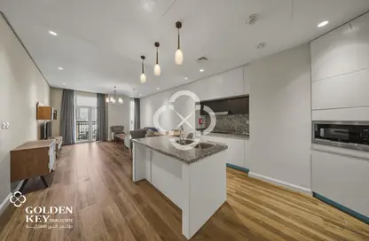 Apartment - 1 Bedroom - 2 Bathrooms for sale in Floresta Gardens - Floresta Gardens - The Pearl Island - Doha