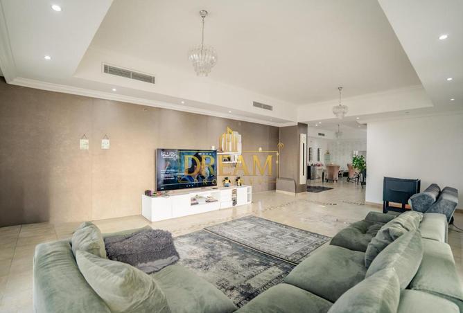 998072 - Property Main Image