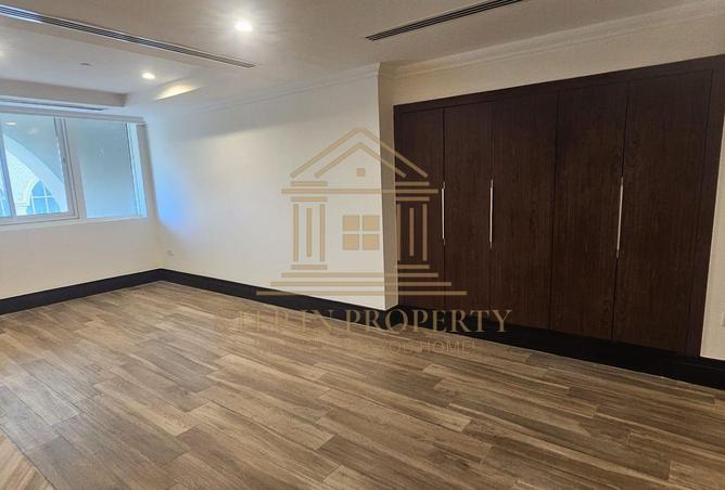 52501300 - Property Image 3