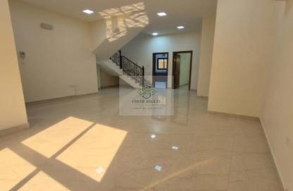 Villa - 5 Bedrooms - 4 Bathrooms for rent in Al Markhiya Street - Al Markhiya - Doha