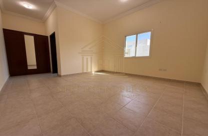 Villa - 4 Bedrooms - 4 Bathrooms for rent in Bu Hamour Street - Abu Hamour - Doha