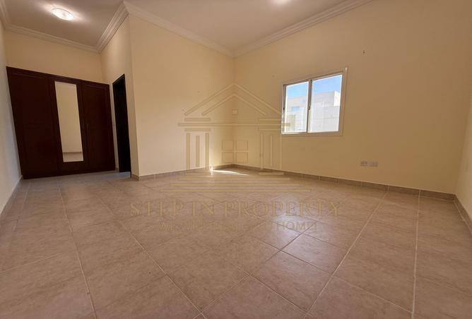 55279813 - Property Image 3