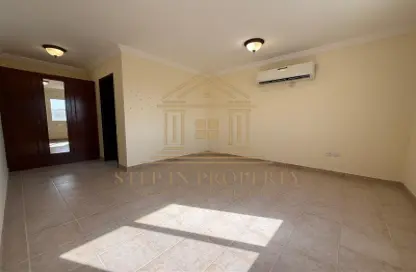 Villa - 4 Bedrooms - 4 Bathrooms for rent in Bu Hamour Street - Abu Hamour - Doha