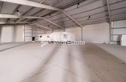 مخزن - استوديو للايجار في شارع الصناعية الشرقي - بركة العوامر - الوكرة