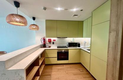 Apartment - 1 Bedroom - 2 Bathrooms for rent in West Bay Tower - West Bay - West Bay - Doha