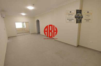 Apartment - 3 Bedrooms - 3 Bathrooms for rent in Al Jazeera Street - Fereej Bin Mahmoud North - Fereej Bin Mahmoud - Doha