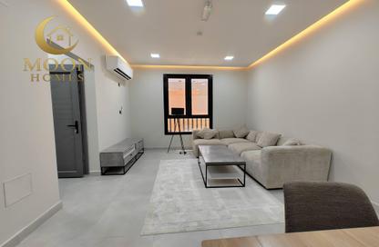 Apartment - 2 Bedrooms - 2 Bathrooms for rent in Street 871 - Al Duhail South - Al Duhail - Doha