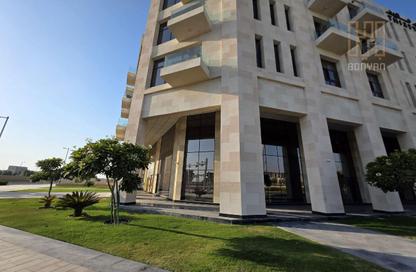 Show Room - Studio - 2 Bathrooms for rent in Fox Hills A13 - Fox Hills - Lusail