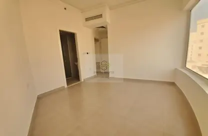 Apartment - 2 Bedrooms - 3 Bathrooms for rent in Ibn Al Haitam Street - Fereej Abdul Aziz - Doha