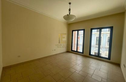 Townhouse - 3 Bedrooms - 4 Bathrooms for sale in Qanat Quartier - The Pearl Island - Doha Townhouse - 3 Bedrooms - 4 Bathrooms for sale in Qanat Quartier - The Pearl Island - Doha