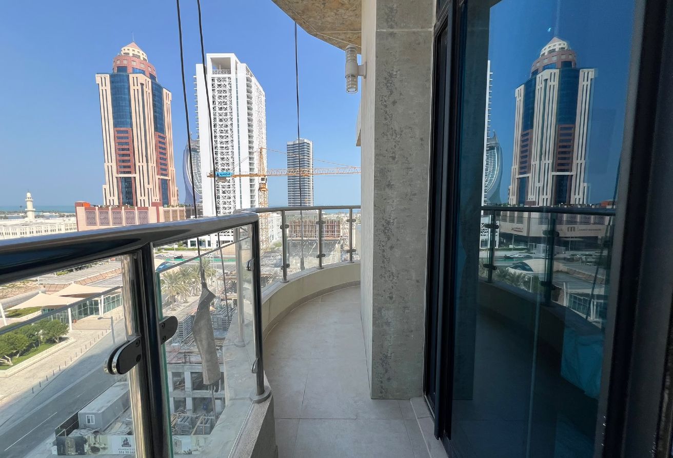 Lusail Marina | 2 Br | Prime location | furnished thumbnail 12