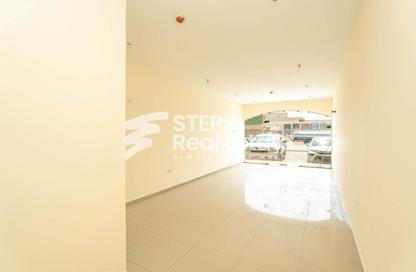 Shop - Studio - 1 for rent in Umm Salal Ali - Umm Salal Ali - Doha