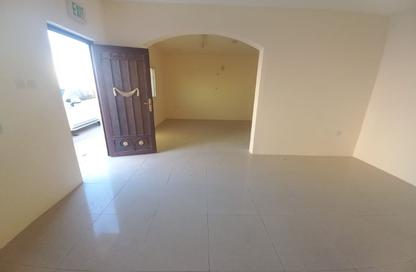 مجمع سكني - 4 غرف نوم - 4 حمامات للايجار في منطقة مويثر - الريان - الدوحة