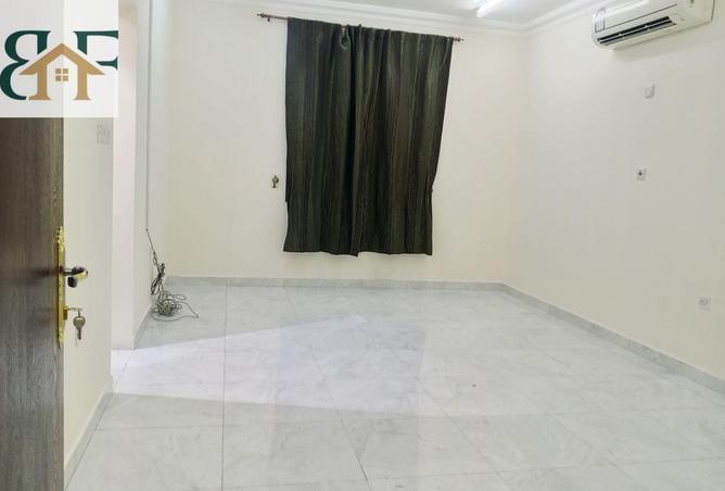60782037 - Property Main Image