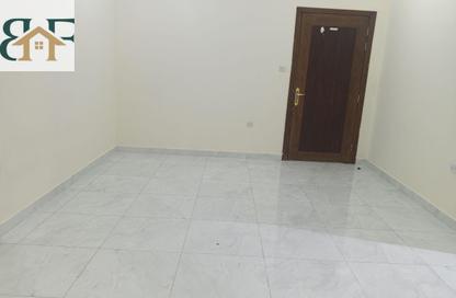 Apartment - 4 Bedrooms - 3 Bathrooms for rent in Al Mansoura - Al Mansoura - Doha